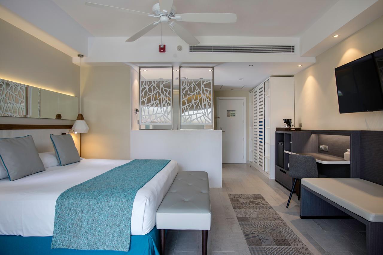 Superior  Room,615816765:JPEG